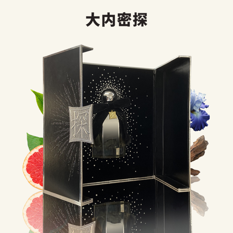 探轻盈